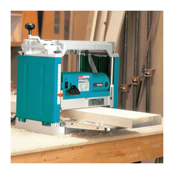 Makita 2012NB Wood Planer